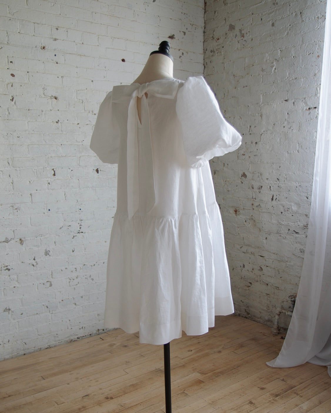 Puff Sleeve Linen Dress