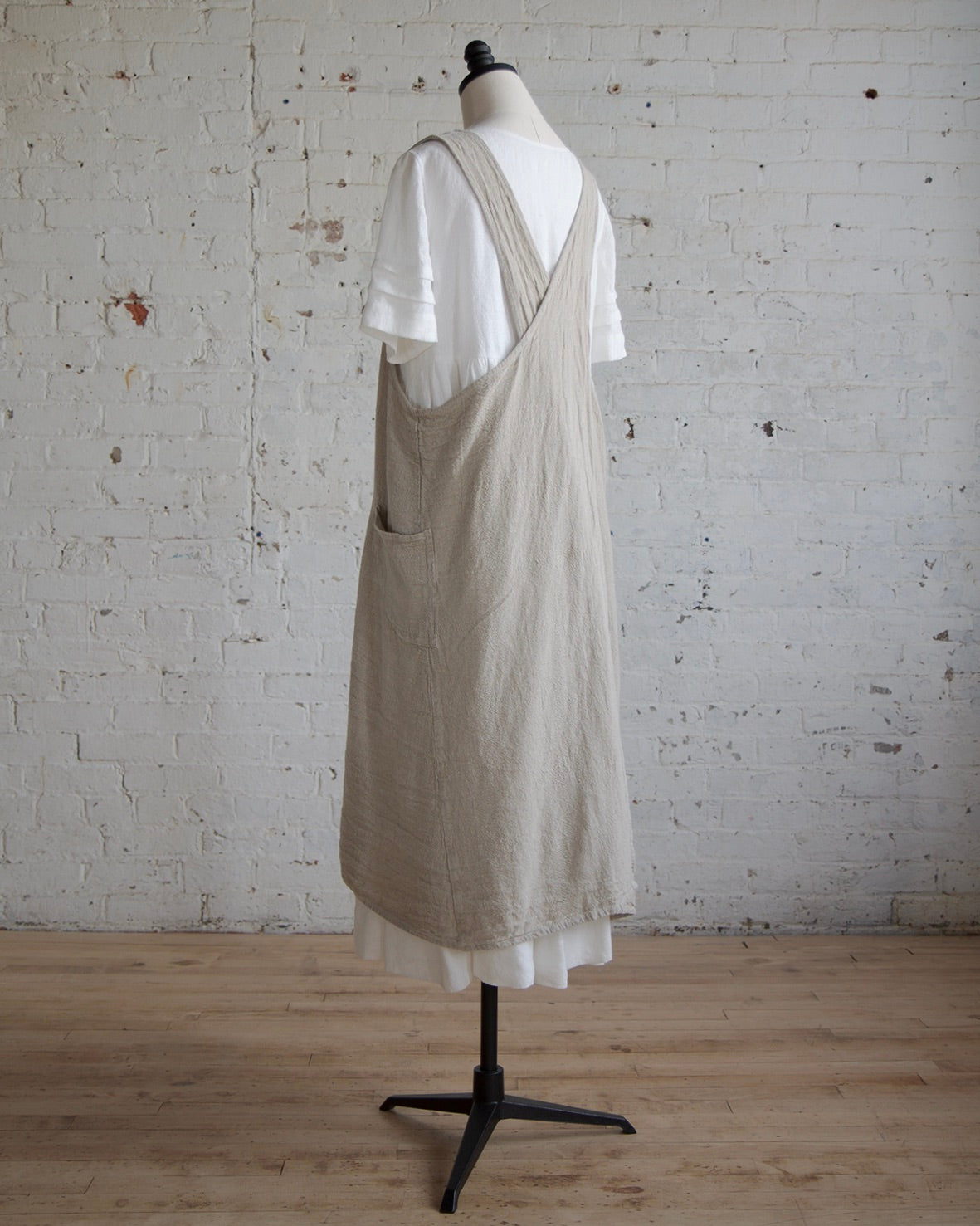 Made in France Linen Cross Back Apron