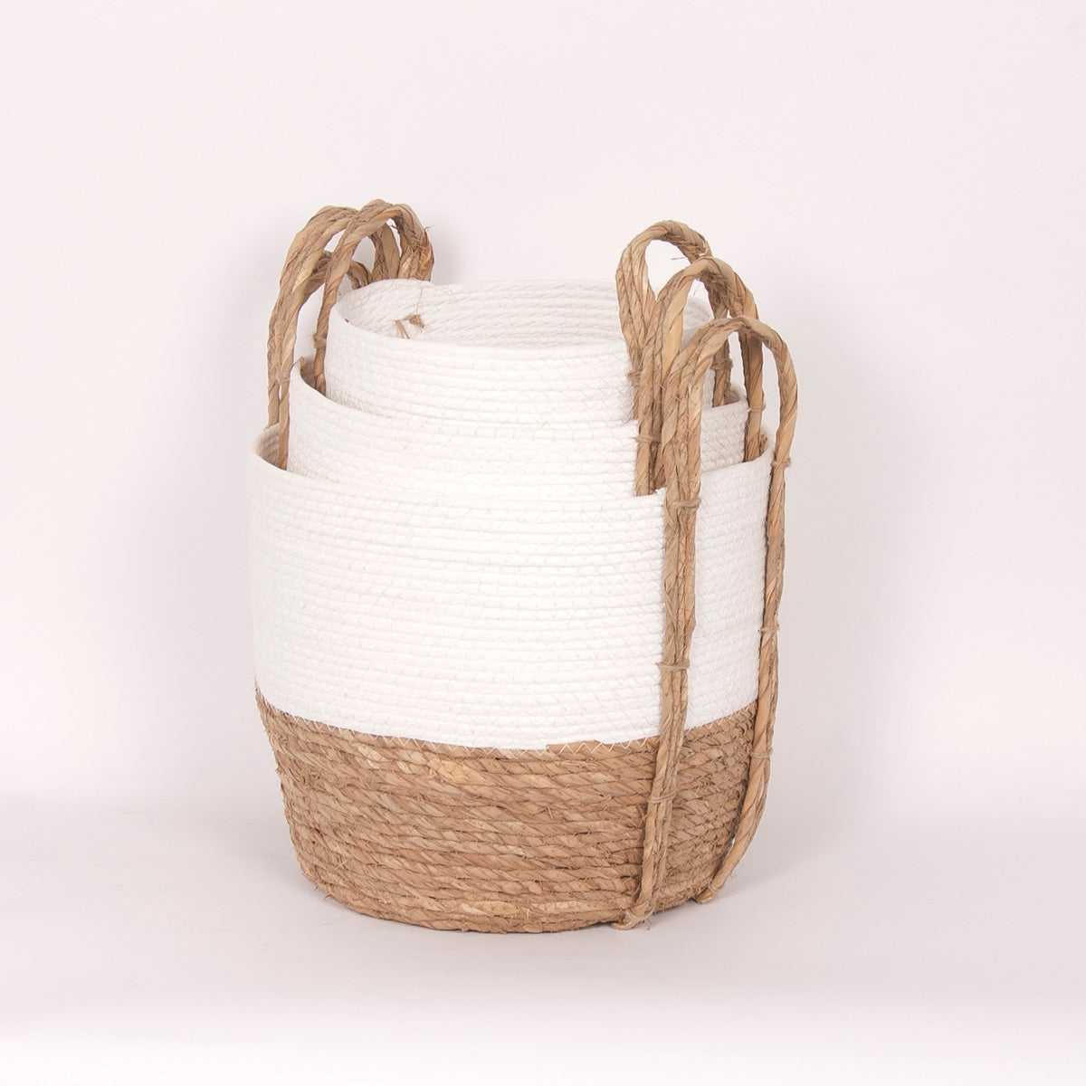 Set of 3 White/ Natural Straw Baskets