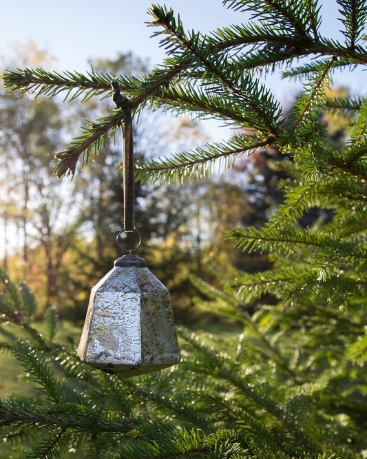 Bell-shaped Diamond Ornament